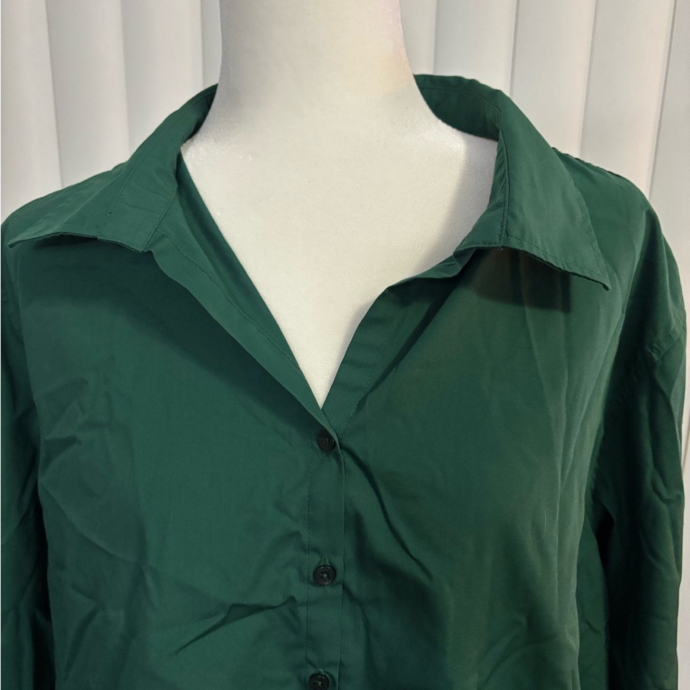Chic Forest Green Button Down Shirt